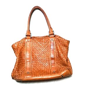 Elegant Tan Woven Tote Bag